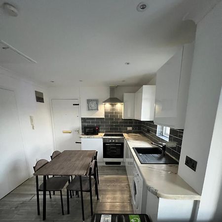 Lovely Apartment For 2 Or 4 People - Bermondsey London Kültér fotó