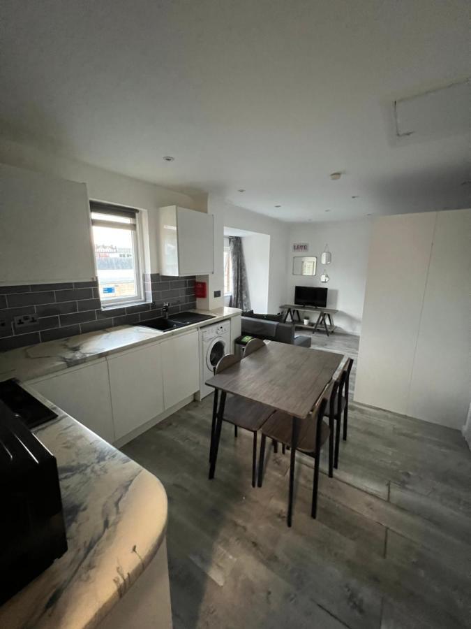 Lovely Apartment For 2 Or 4 People - Bermondsey London Kültér fotó