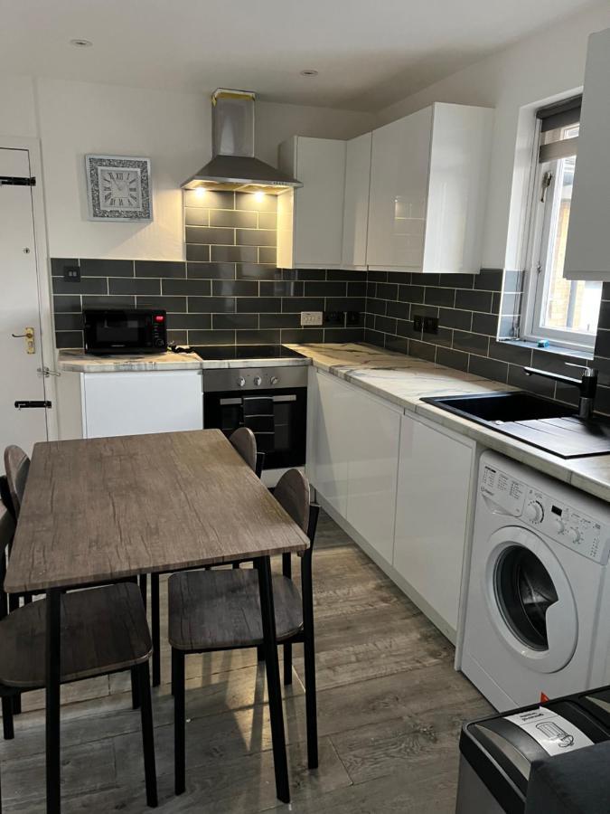 Lovely Apartment For 2 Or 4 People - Bermondsey London Kültér fotó