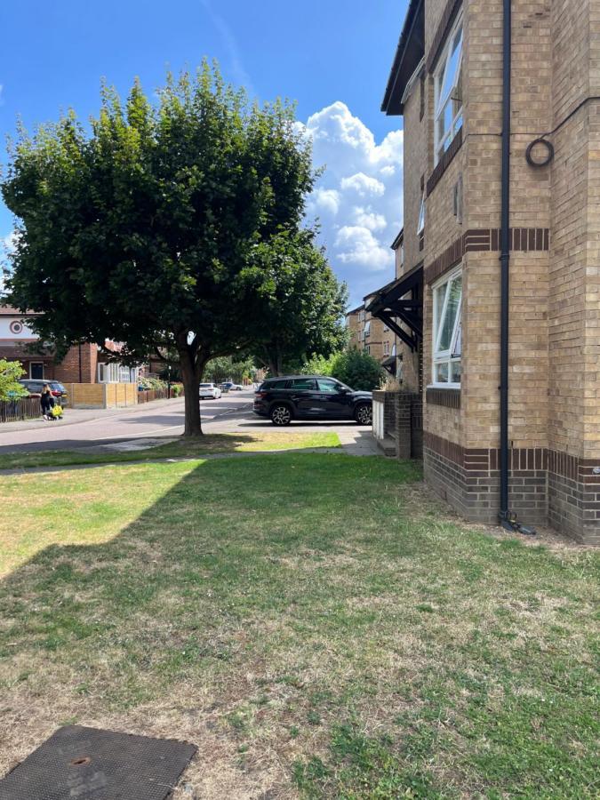 Lovely Apartment For 2 Or 4 People - Bermondsey London Kültér fotó